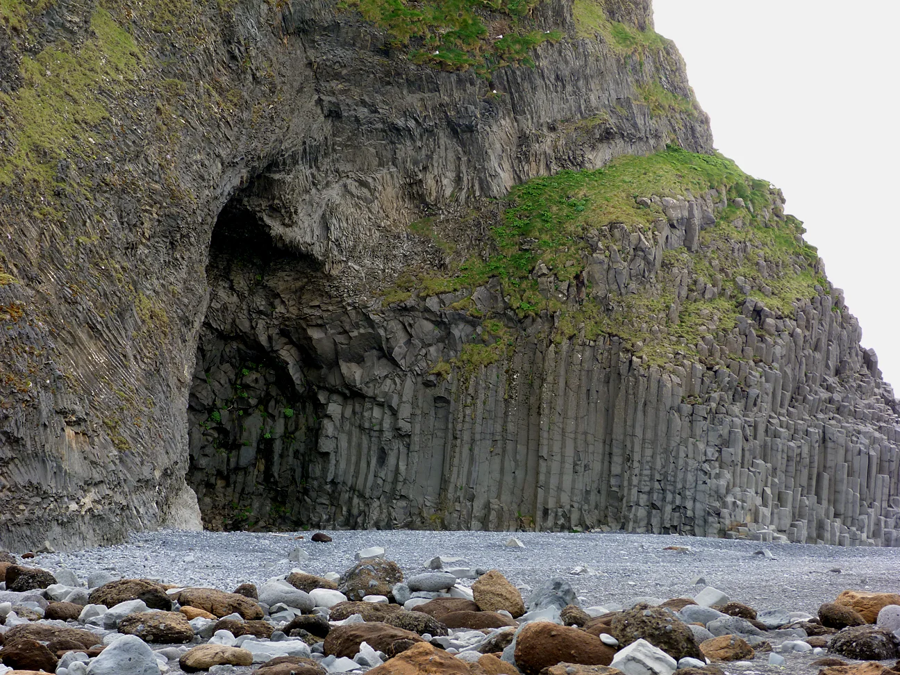 Lava beach rocks 05.jpg