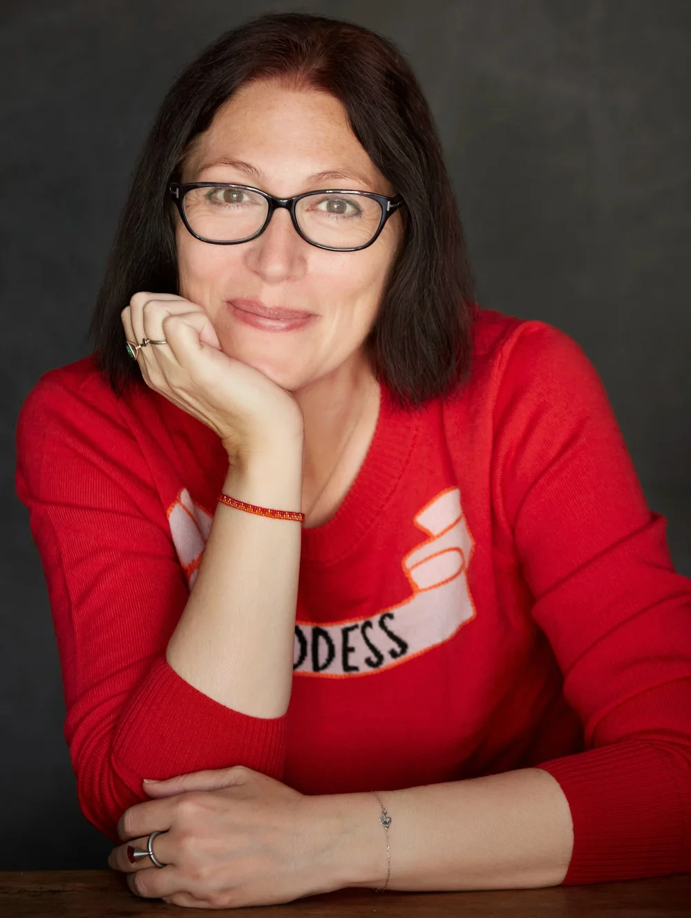 DIVINE MIGHT Goddesses in Greek Myth by Natalie Haynes Paperback