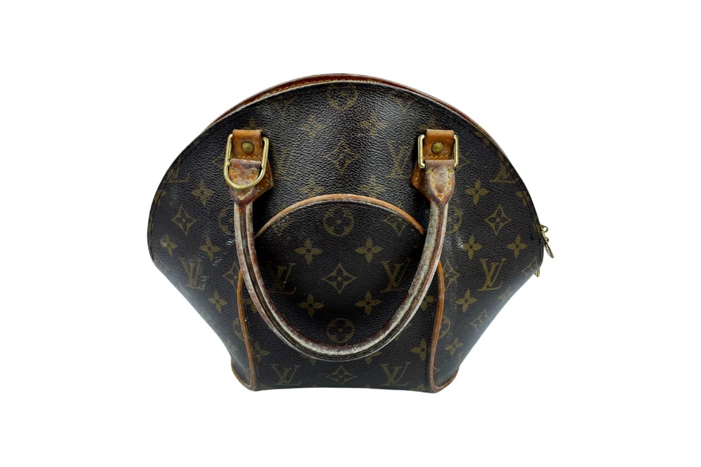 HOW TO Clean remove white marks on Louis Vuitton monogram canvas! 