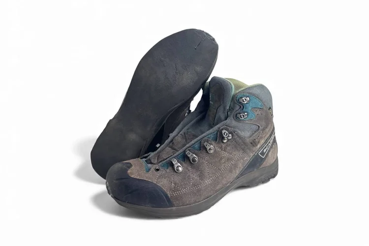 Scarpa Kailash Trek hiking boots with worn-out soles, before a Vibram resole