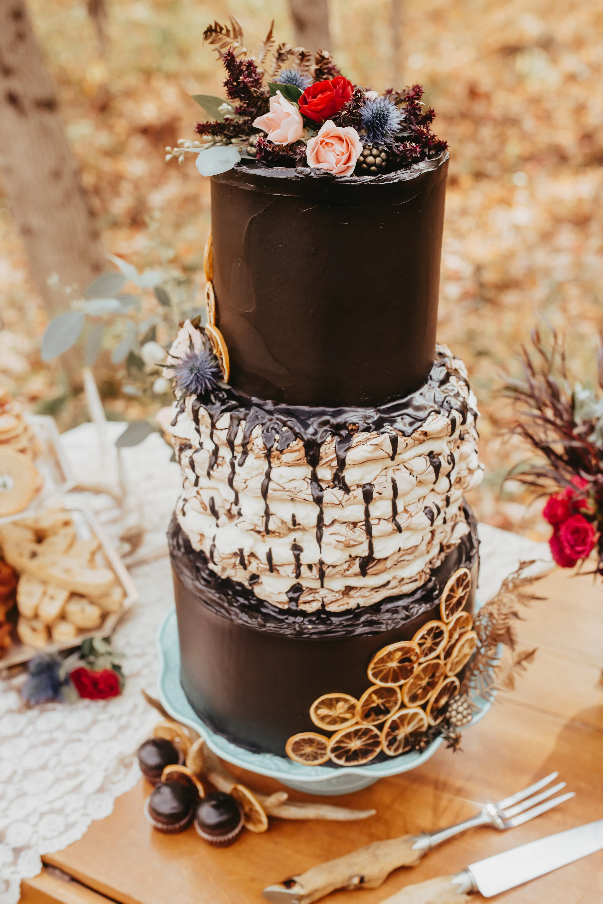 darkromancestyledshoot72.jpg