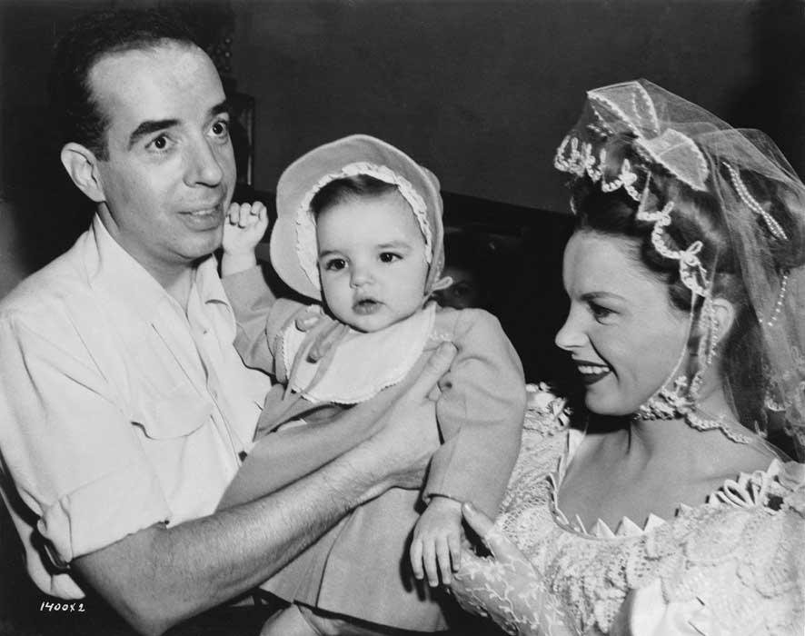 006-judy-garland-and-vincente-minnelli-theredlist.jpg