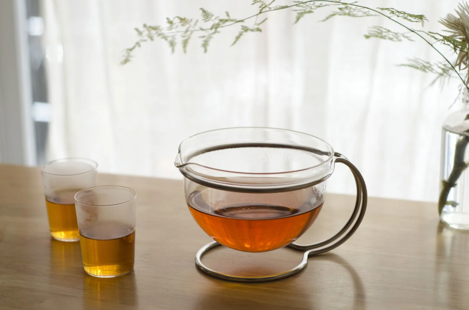 small mono teapot_atmospheric_2.jpg