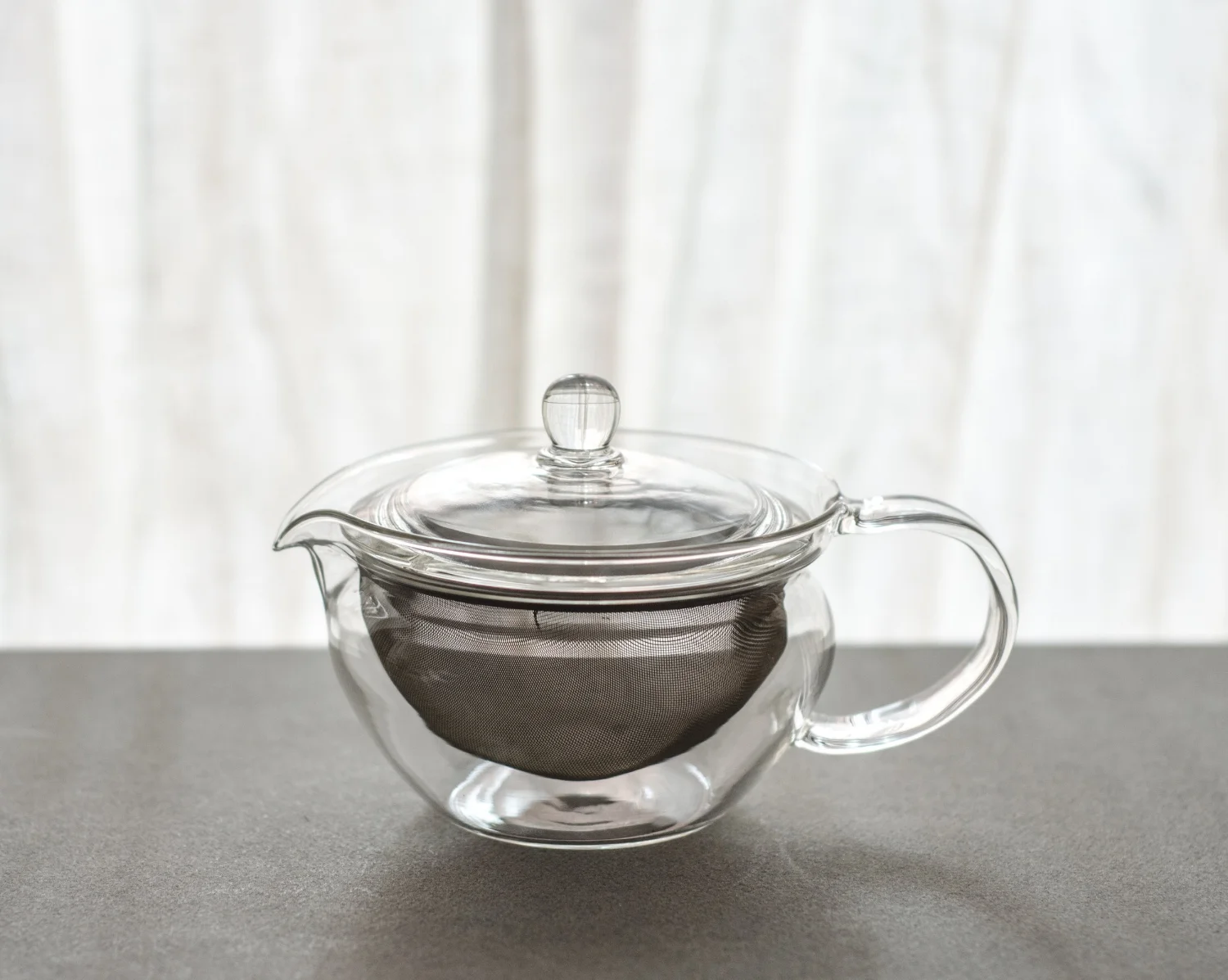 wide glass teapot_front.jpg