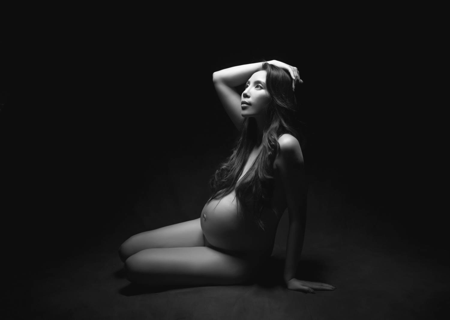 Fine-art nyc pregnancy photography, maternity photographers nyc, Lola Melani Photography