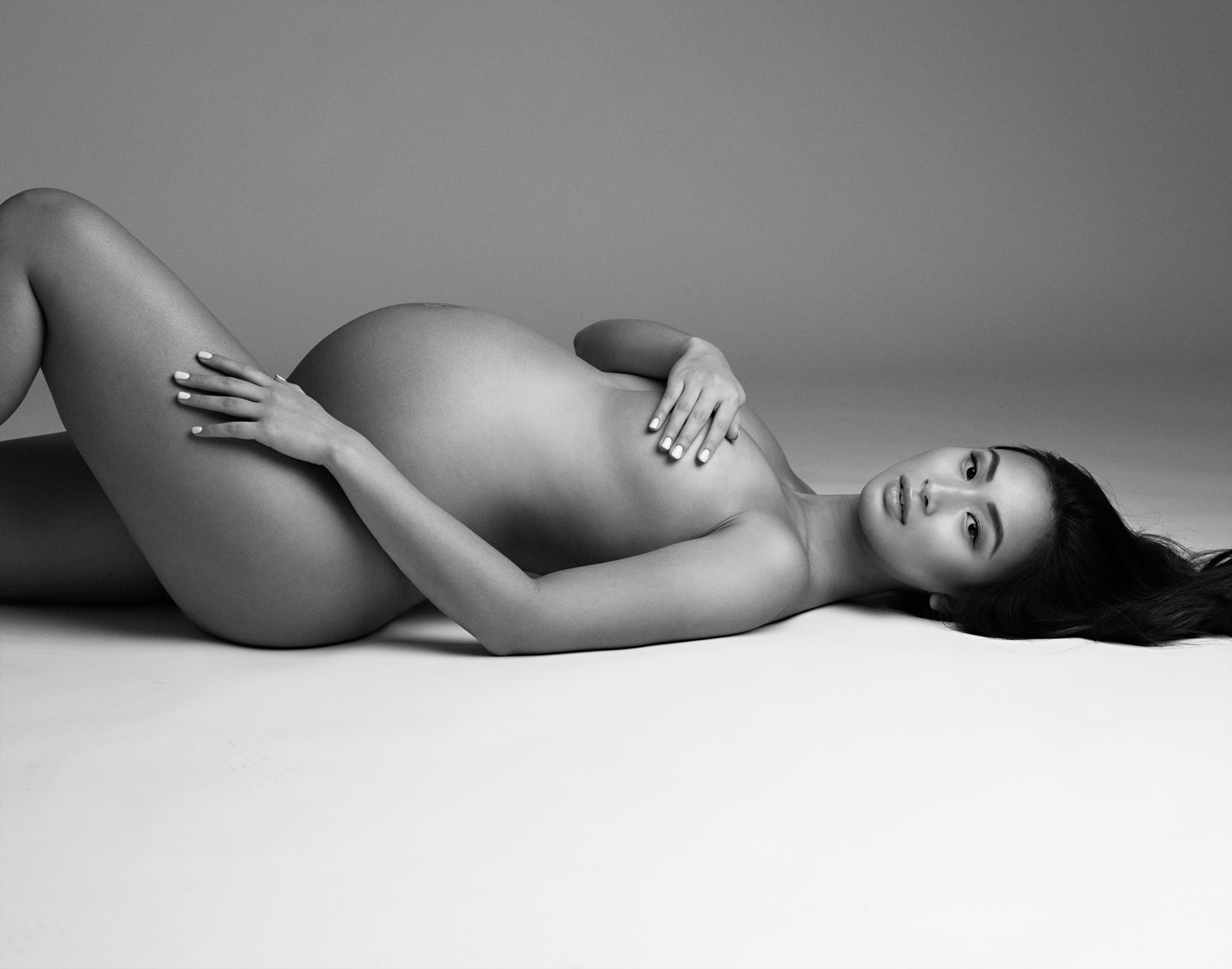 Nude Pregnancy Pictures