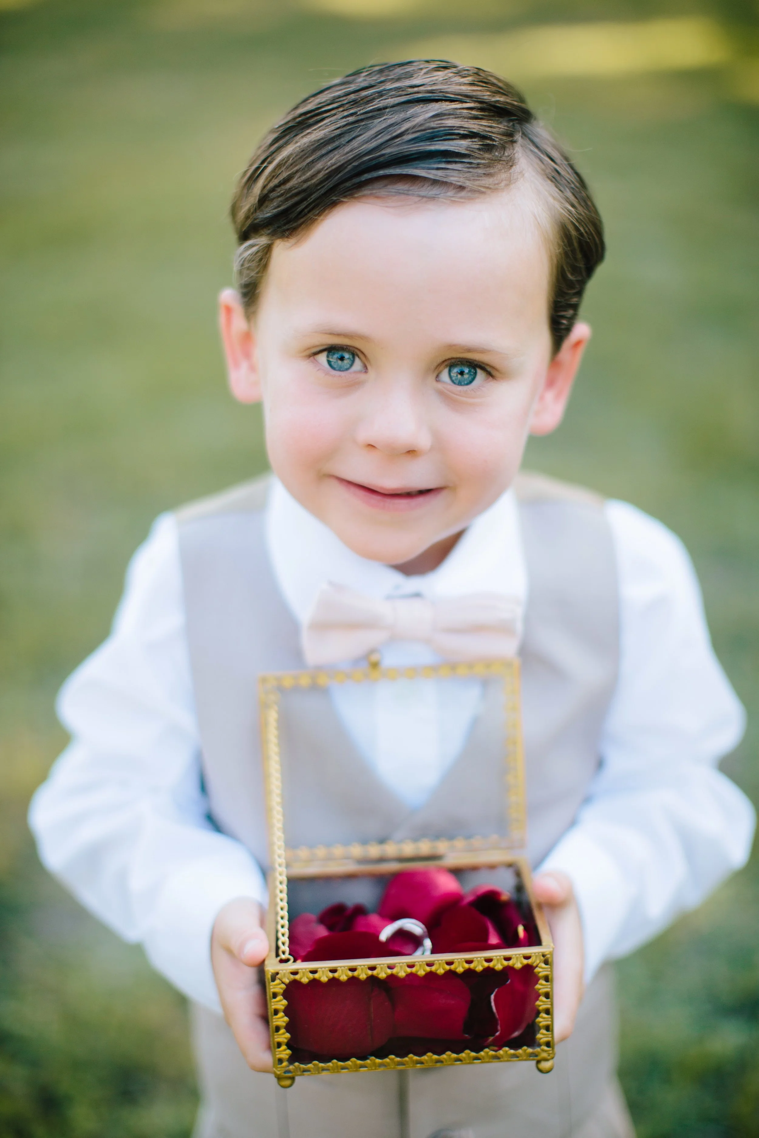 Little ring bearer l www.avenueievents.com.jpeg