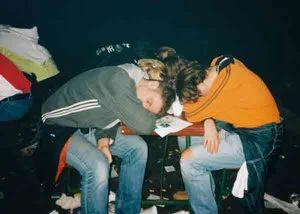 Rave_muede.jpg