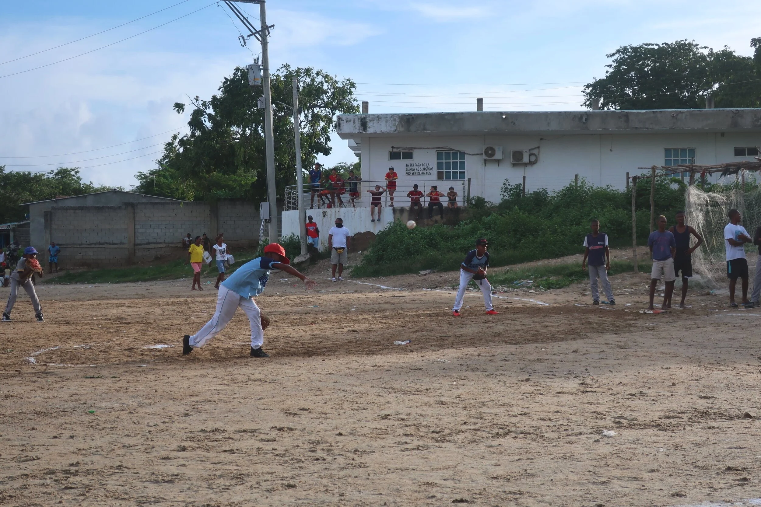 Musgo visited Bocachica and registered the competitive level of the athletes of all ages during the games. 