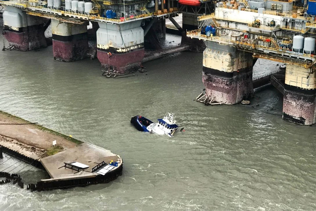 Harvey Update - Ship Breaks from Dock and Sinks Tugboat - Port of Corpus Christi Still Closed