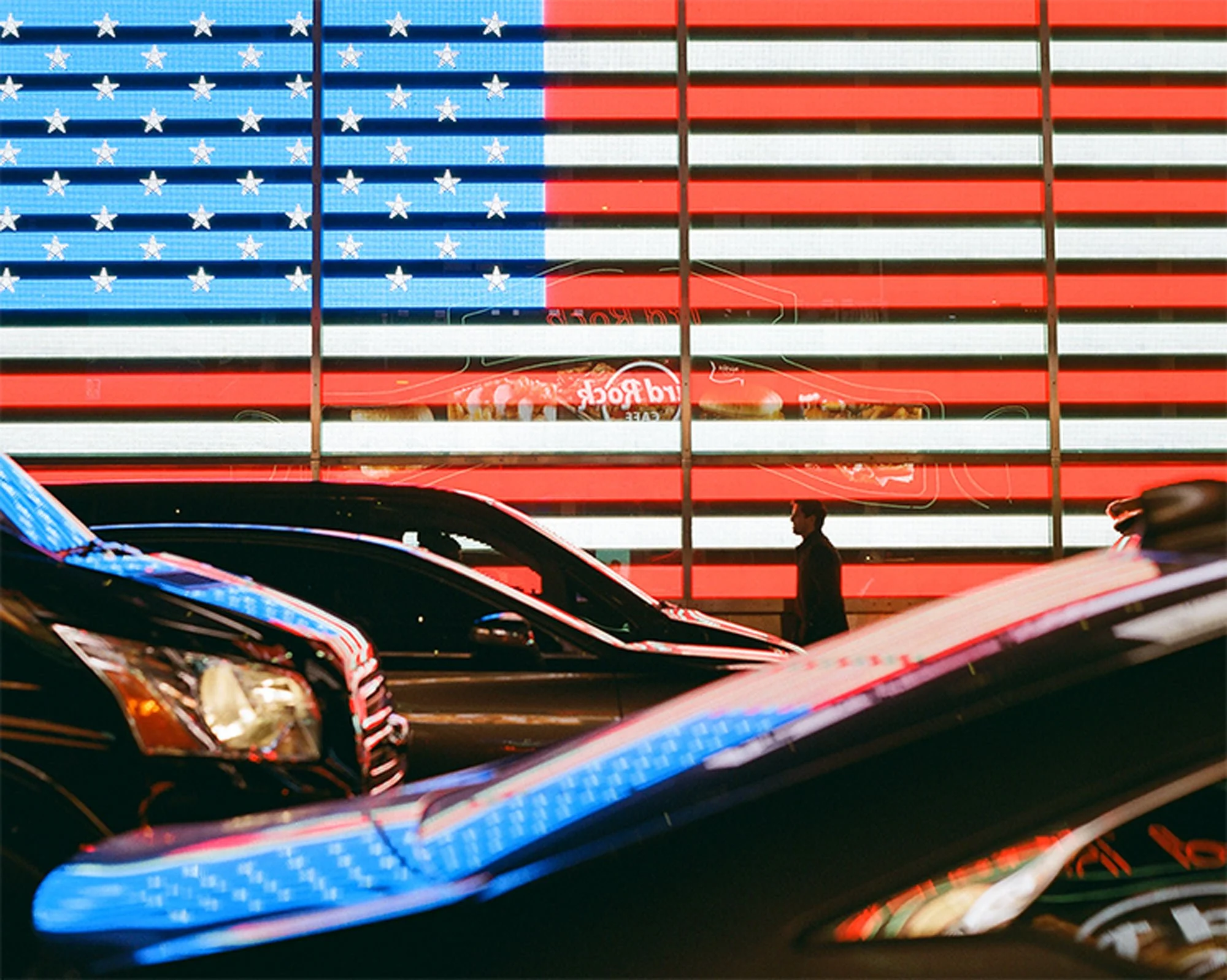 WEB_TimesSqFlag_18130008_8x10.jpg