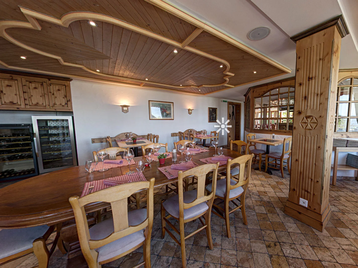 resto2.jpg