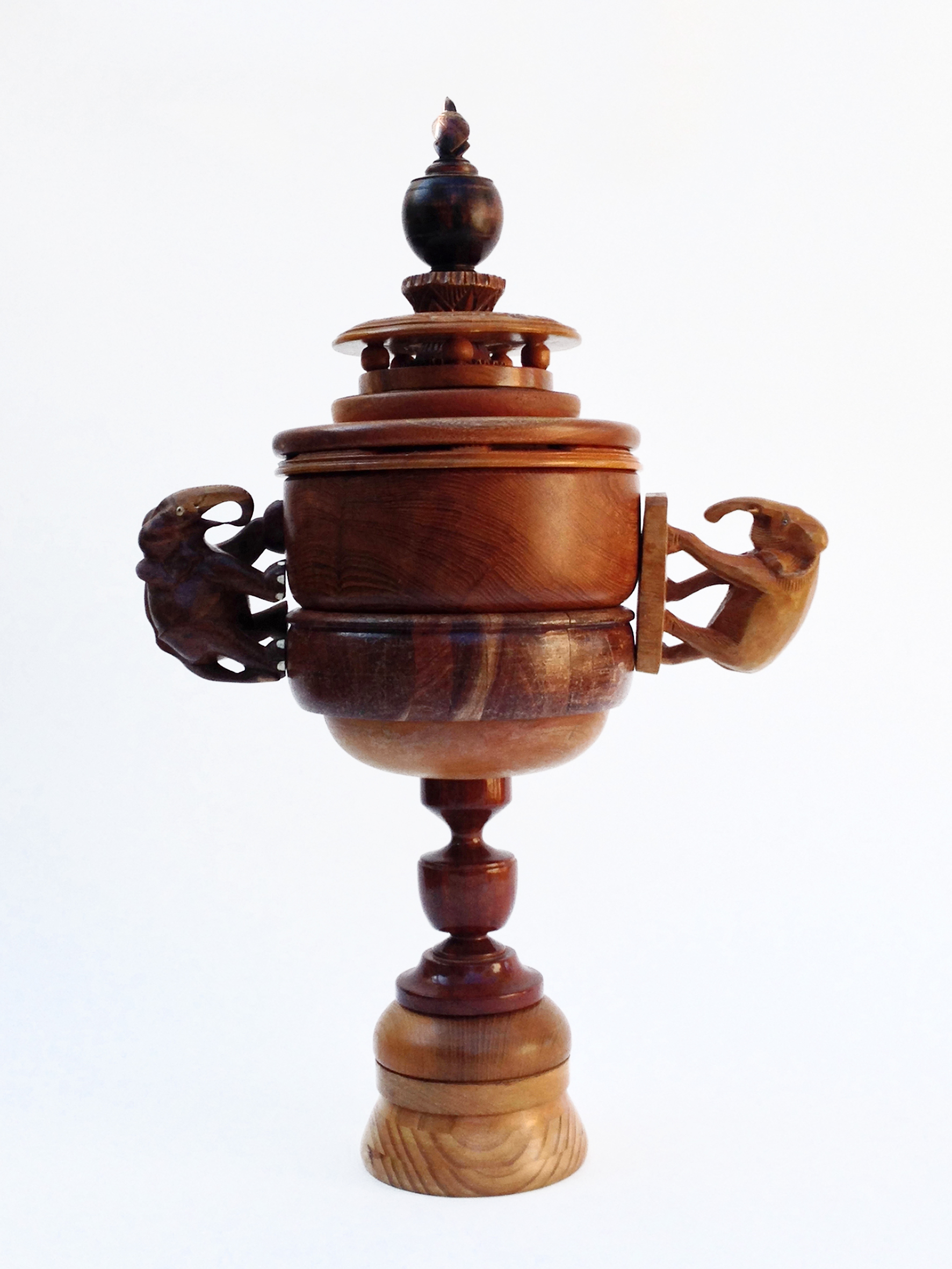 2. Souvenir Trophy.jpg