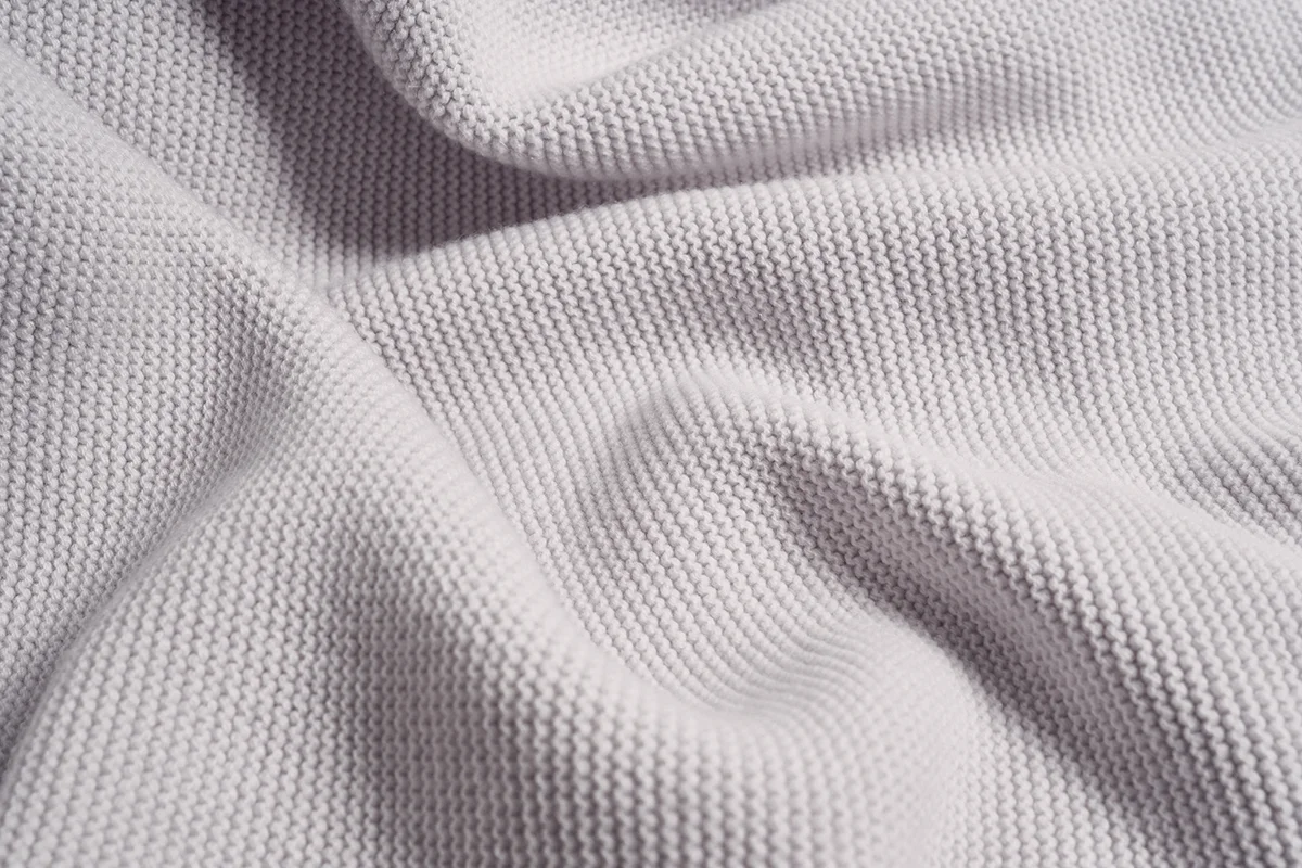 The Maeve cashmere blanket