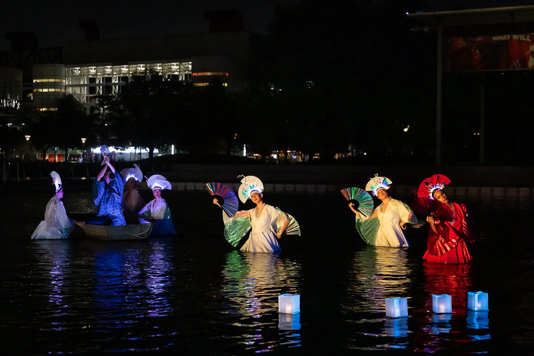 Afsaneh Aayani - The Painted Swan - 2025 - Photographer Lynn Lane - WEB-264.jpg