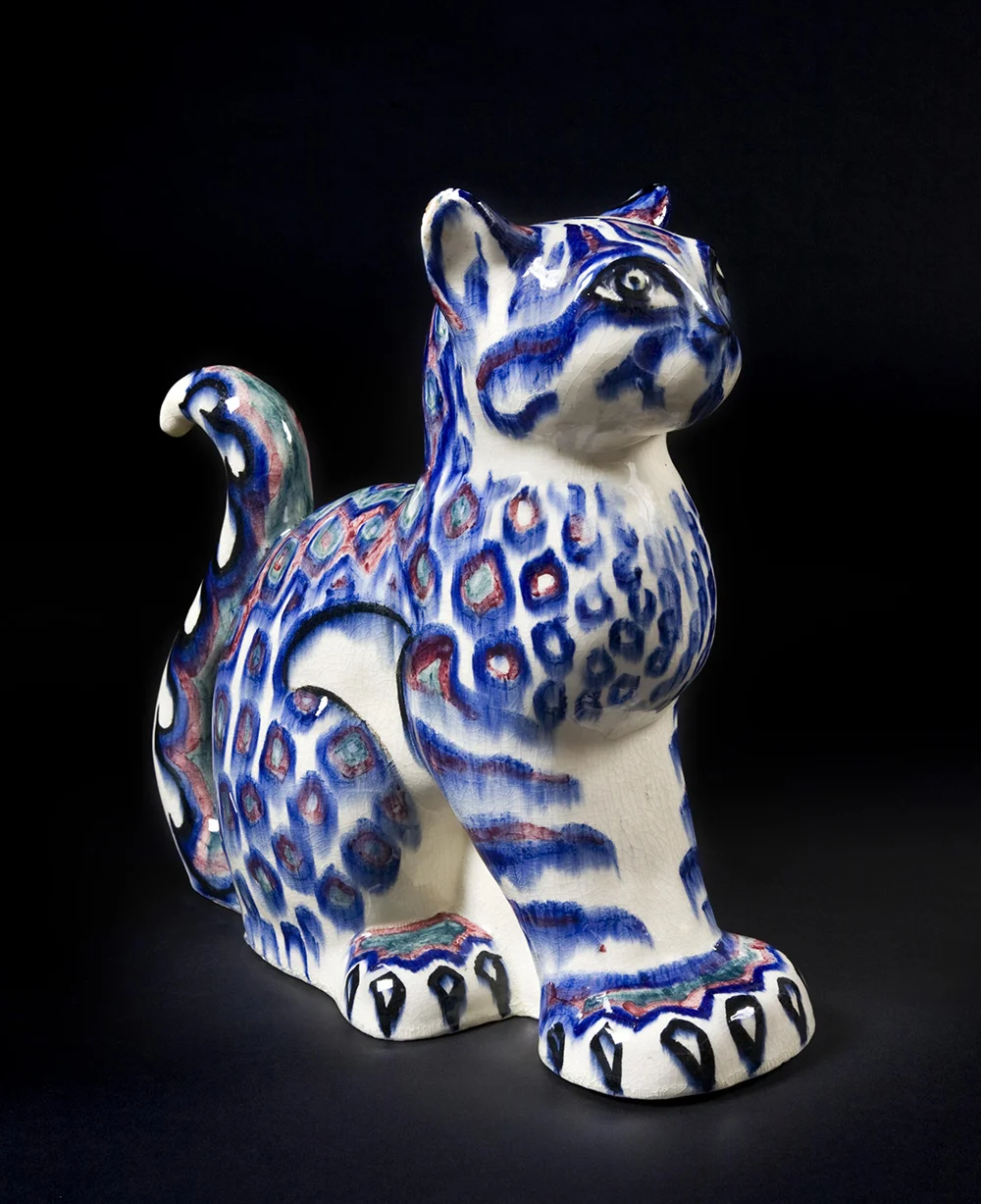 Blue cat ceramic sculpture by Walter Anderson