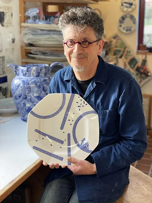 photo of artist Paul Scott
