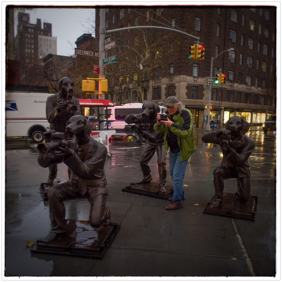 gone to the dogs ~ Manhattan / NYC,NY (click to embiggen)