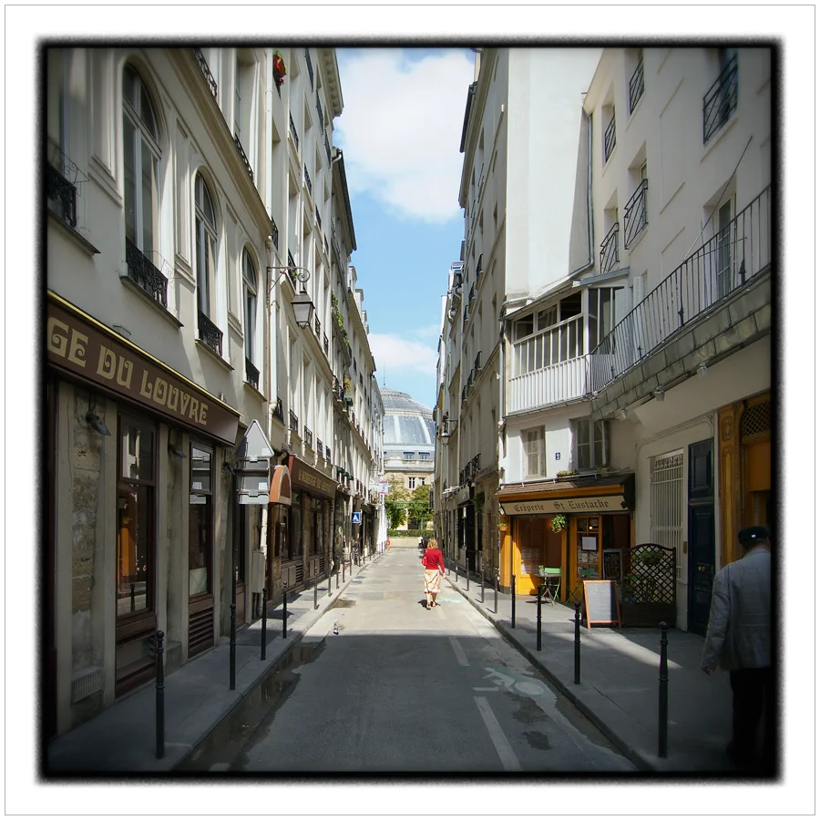 in perspective / Paris, France (click to embiggen)