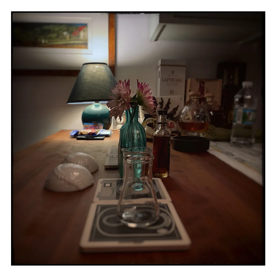 (embiggenable) • iPhone