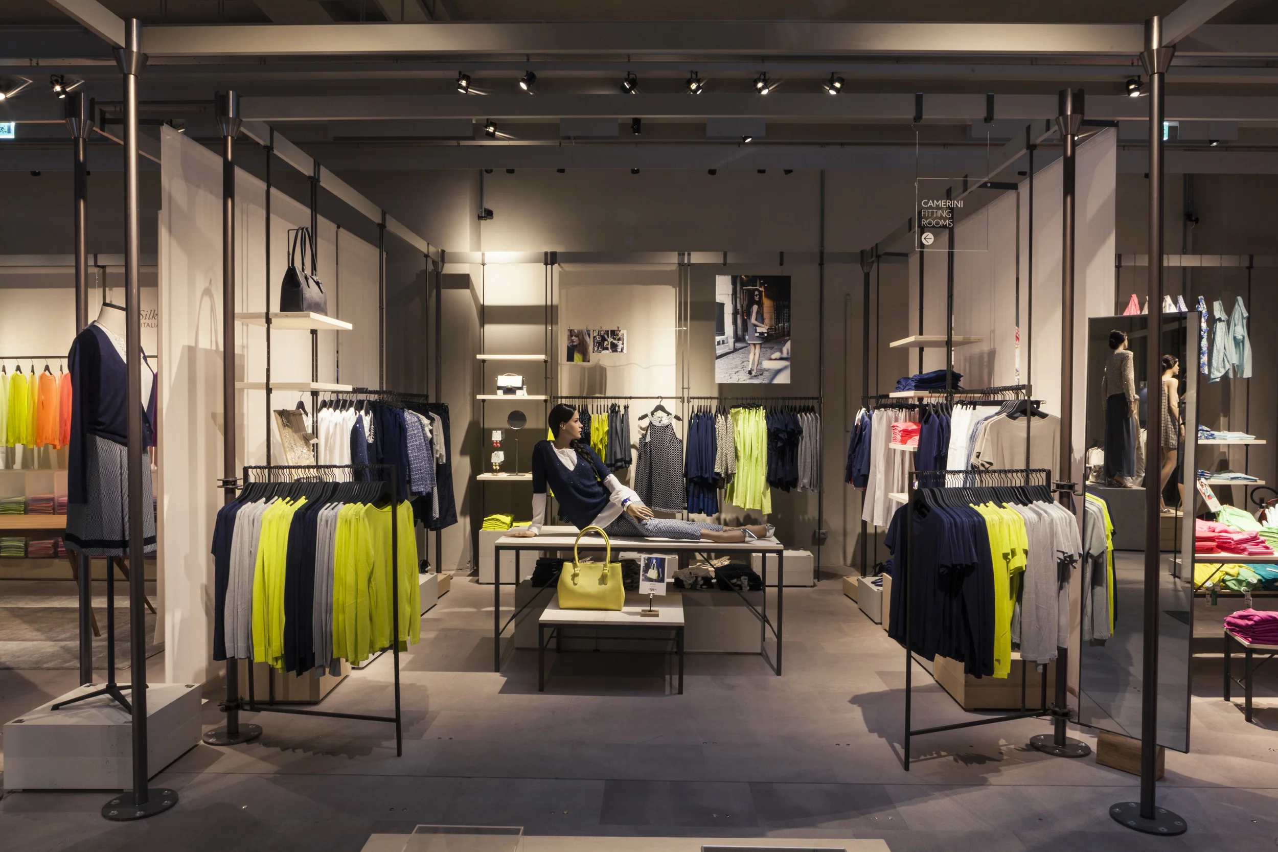 12 Milan On Canvas.JPG