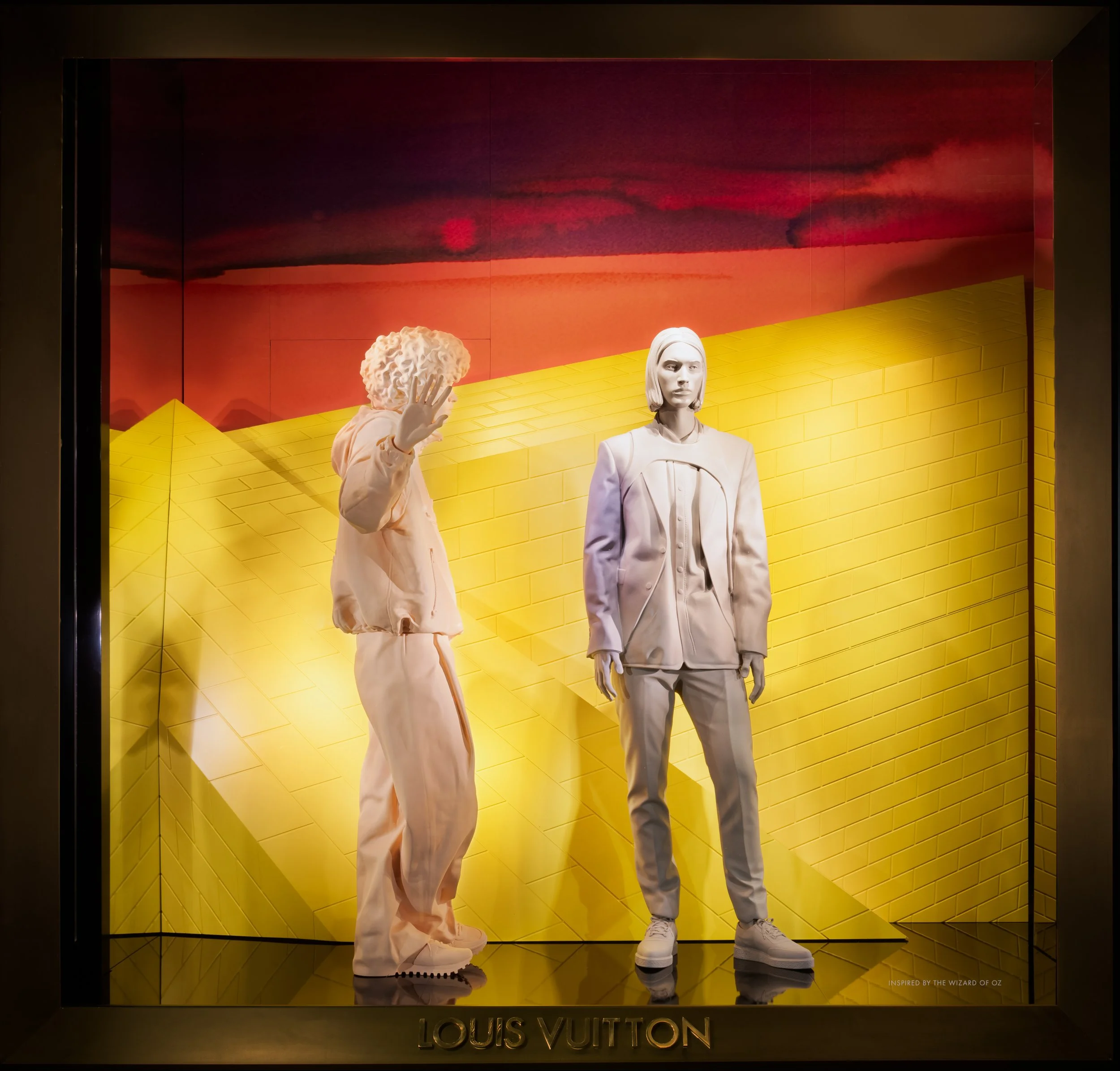 19_1_5_Americas_5th Ave_Window 2_YBR.jpg