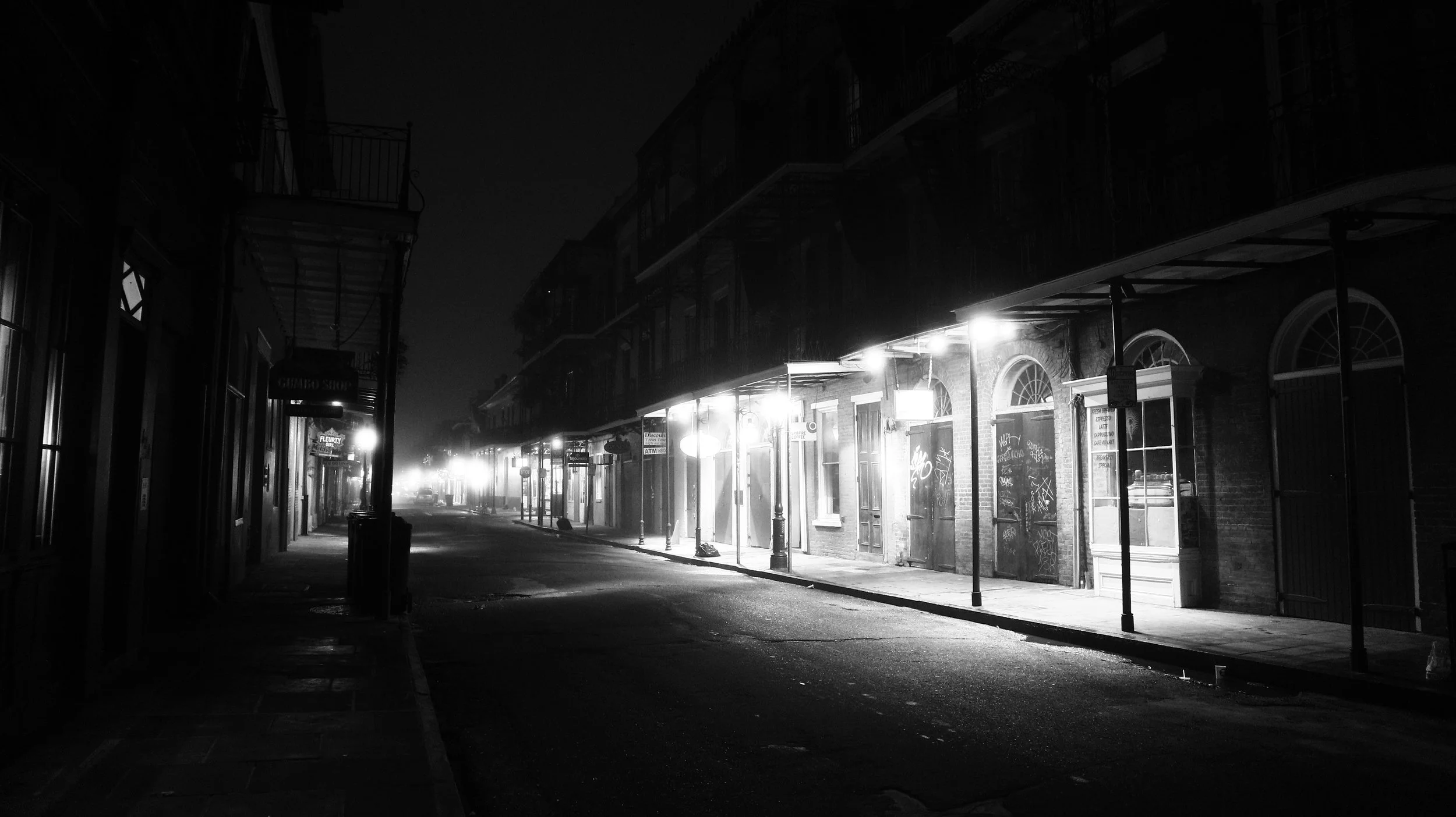 St. Peter - Late Night - Vieux Carré