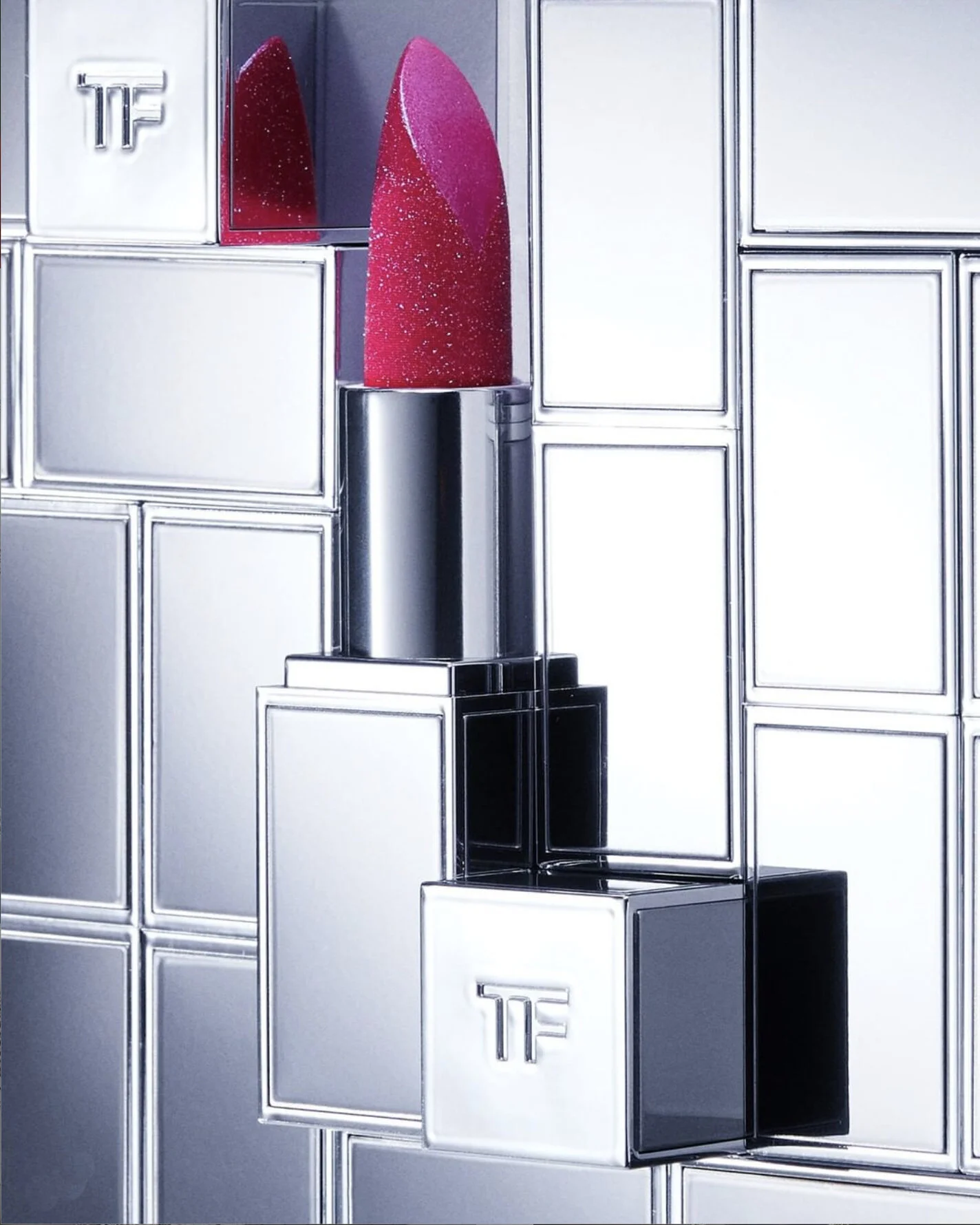 tomfordlip1.jpg