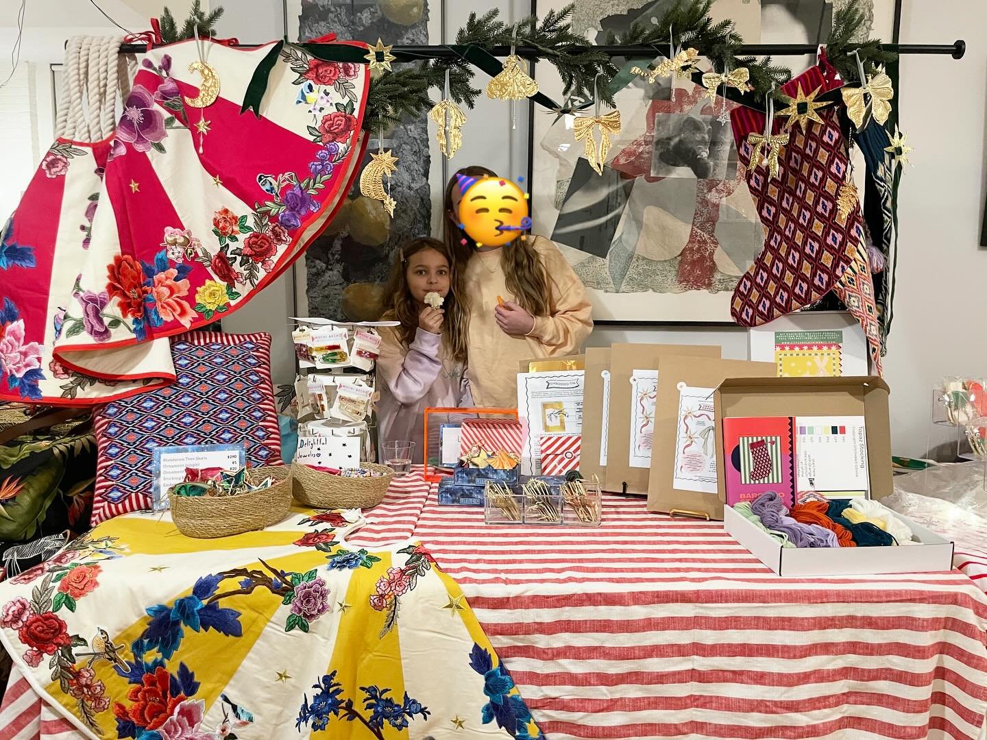 Come visit us at the Tribeca Loft Holiday Pop up! Today 12-8pm
@nickifrancis 
DM me for the address