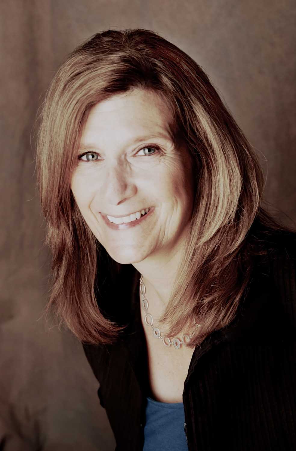Sandra Adair (Director / Producer / Editor)