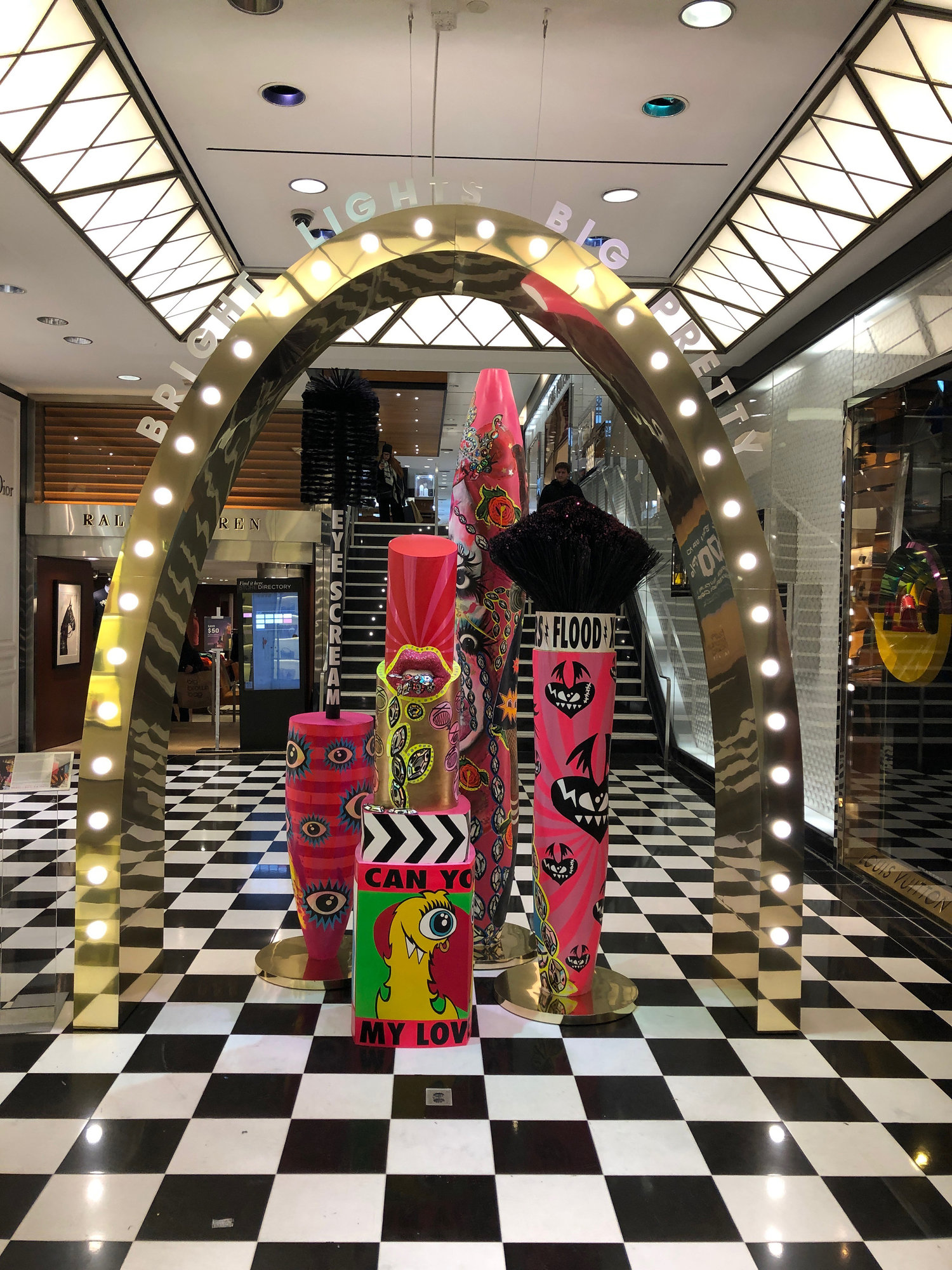 A Look Inside Bloomingdale's New Beauty Floor – WindowsWear