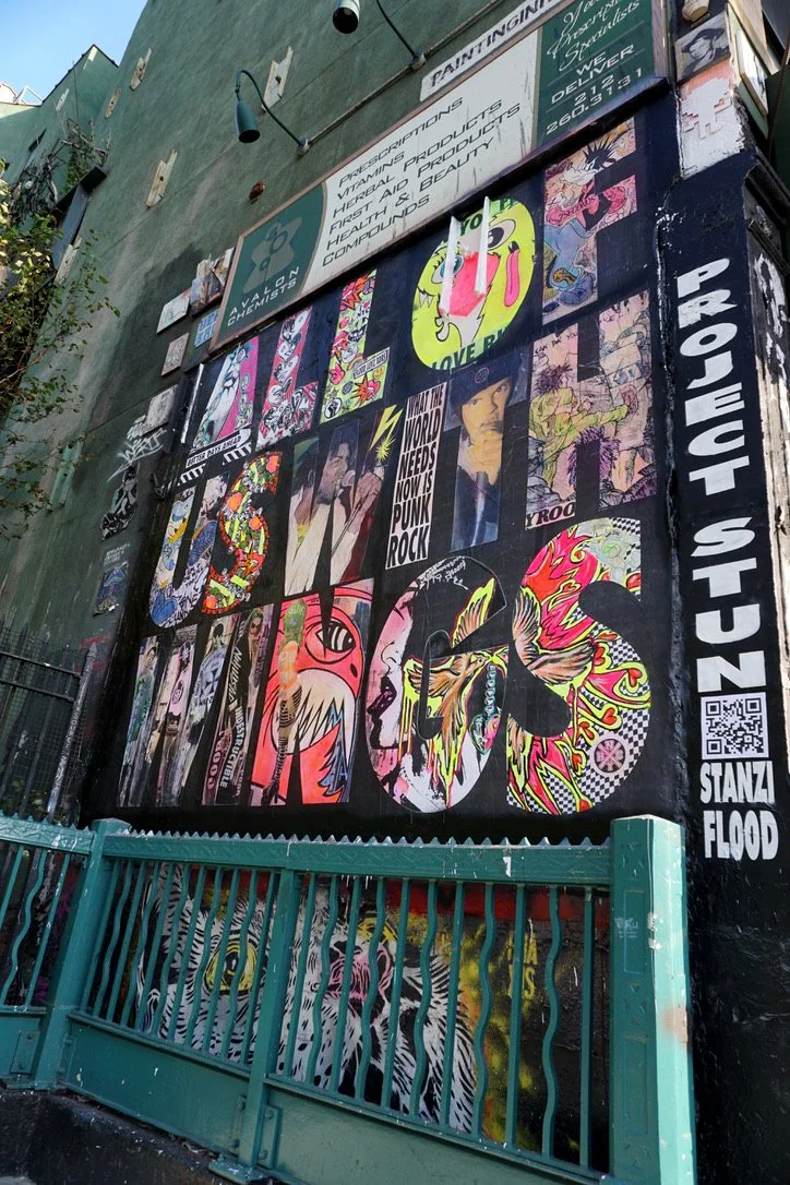 WALL1.jpg
