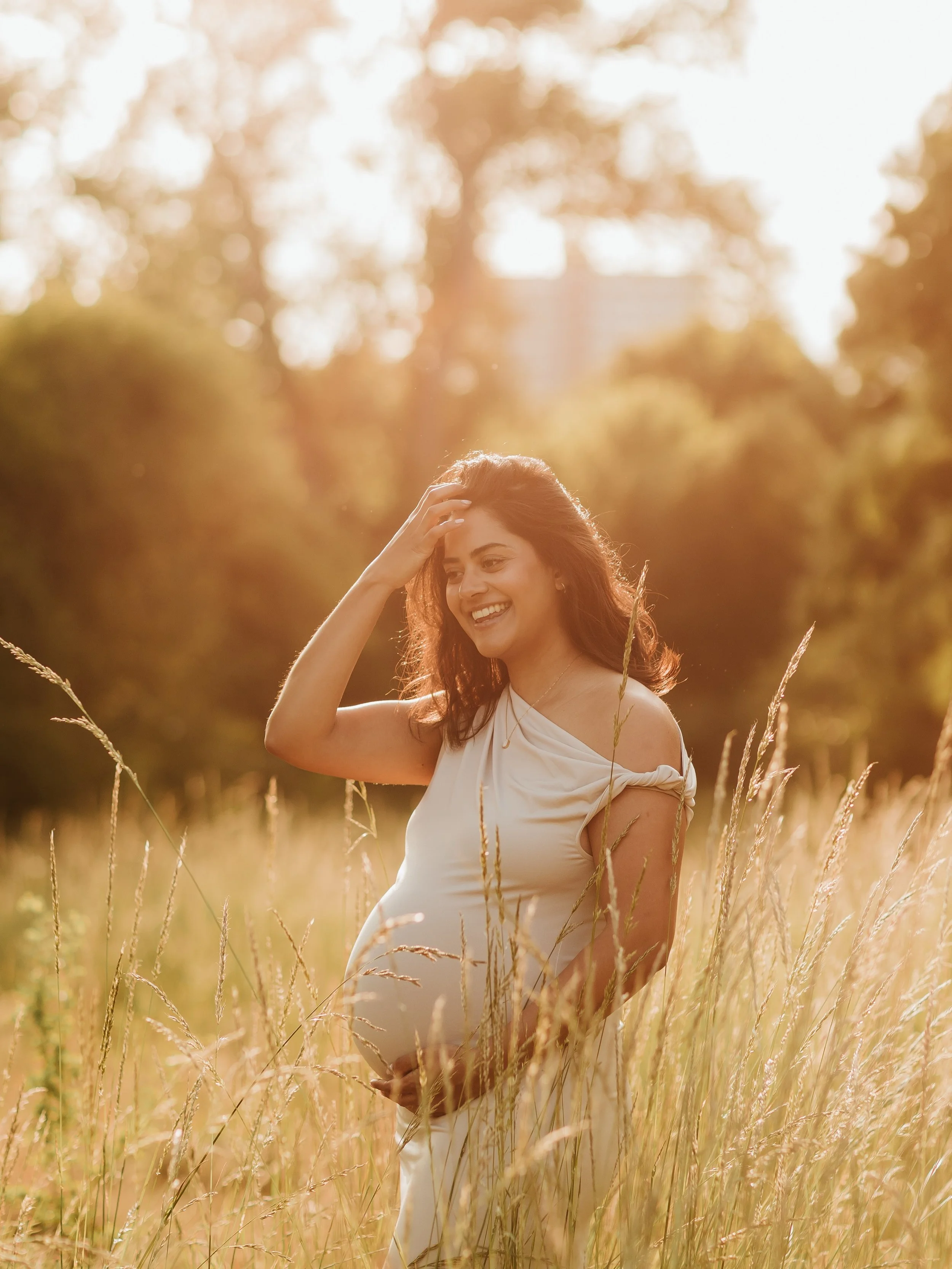 The heat is arriving, and I can't wait to capture more outdoor shoots like maternity, family, and events.
☀️

#ealingbroadway #ealingmums #londonmums #londonmaternityphotography #londonfamilyphotographer