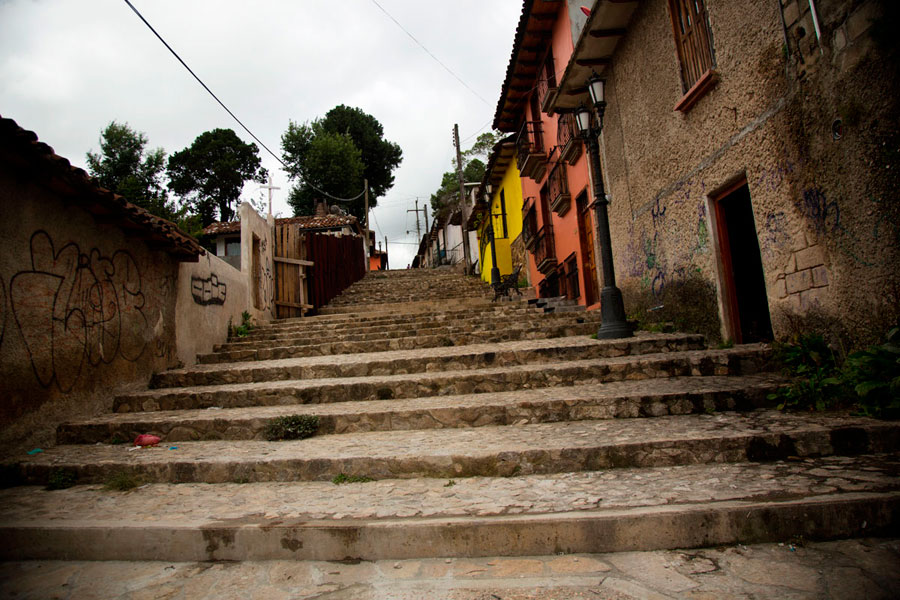   Subida a la parte más antigua de San Cristóbal de las Casas.  