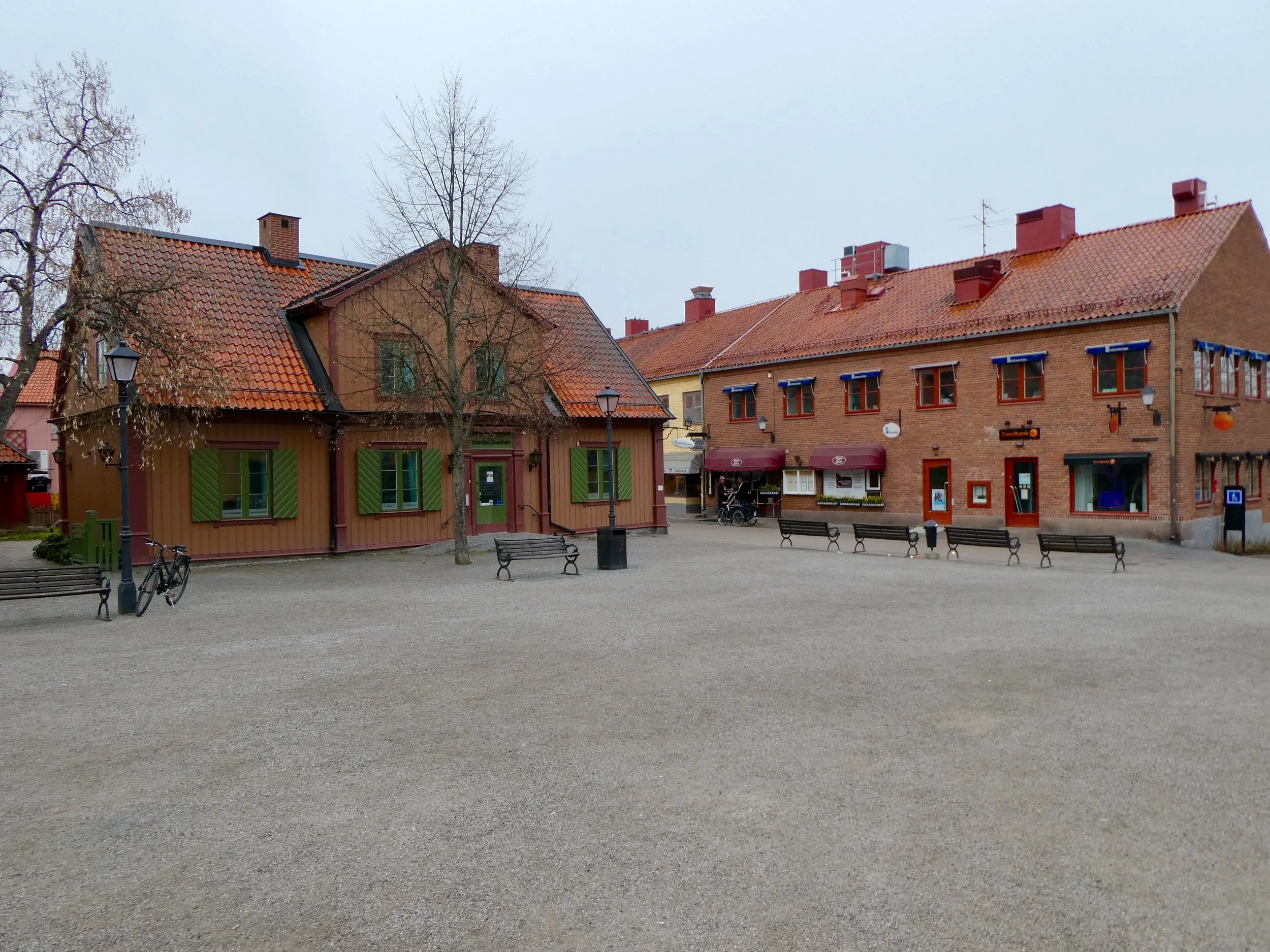 The central square in Sigtuna. Even in the cold rain, this was a wonderful excursion.