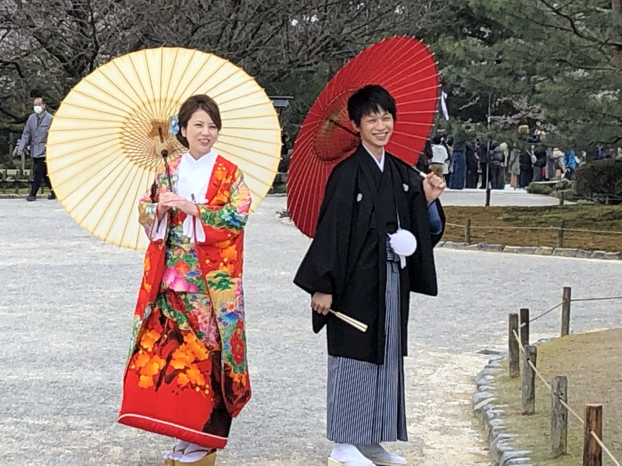 Walking through the park, this couple seemed to be posing for a professional photo shoot.