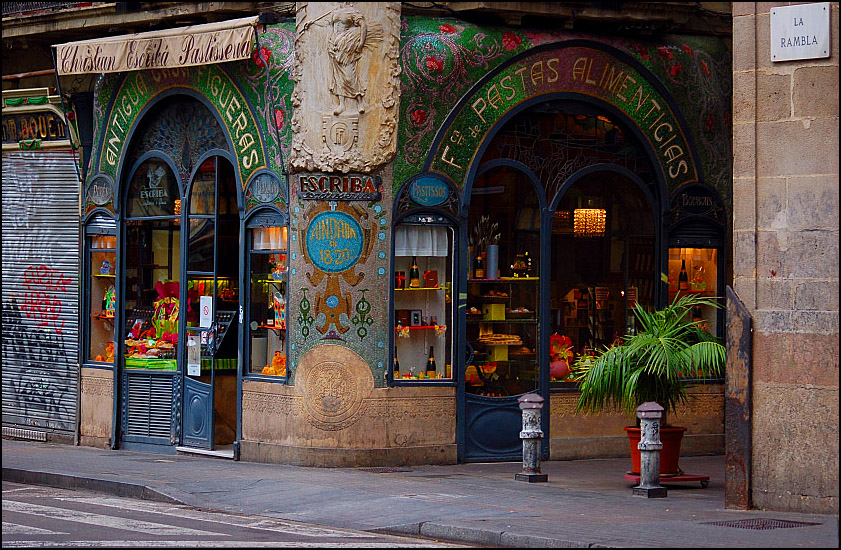 One of the protected businesses in Barcelona. (Photo by flickr user Jaume Ventura via Creative Commons, CC BY-SA 2.0)