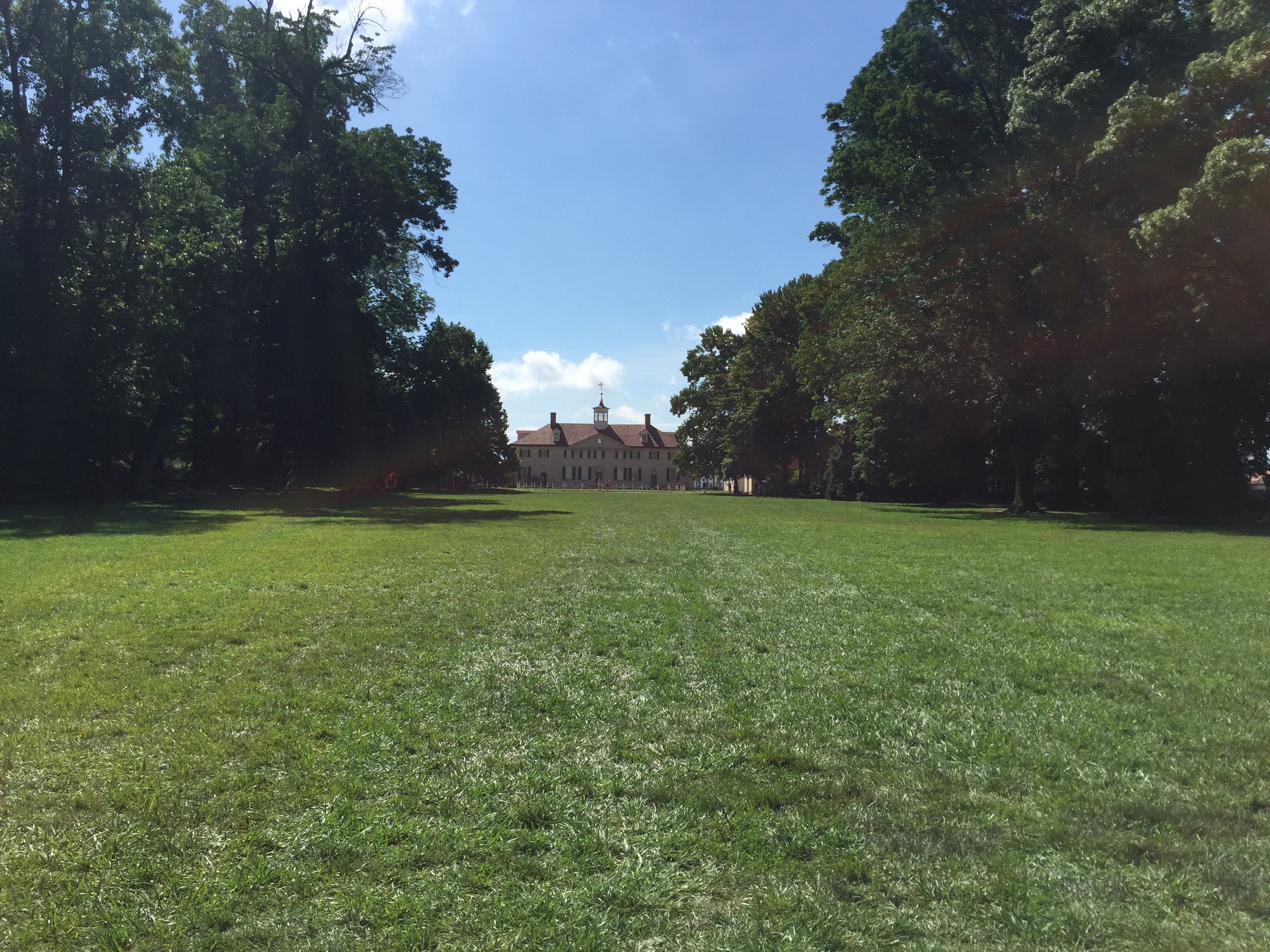 The massive front lawn at Mount Vernon.