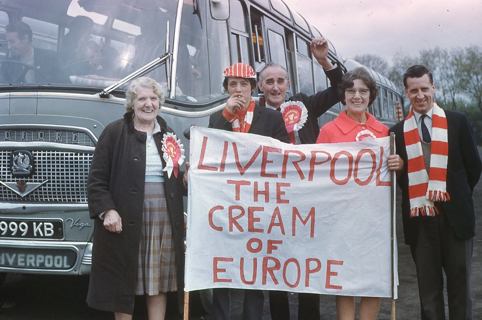 1966 -Stop at Carlisle My Grandmother-unknown-Dad-Mum-friend.jpg