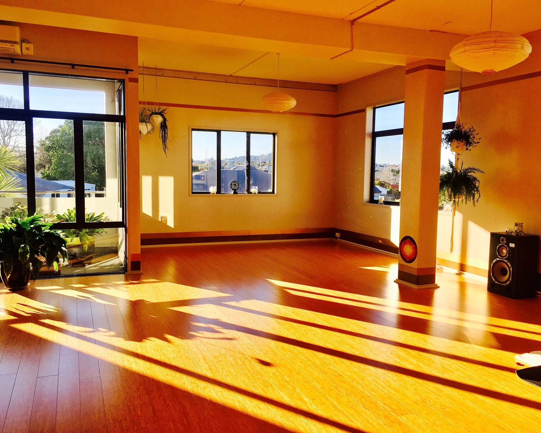 Sunshine+studio.jpg