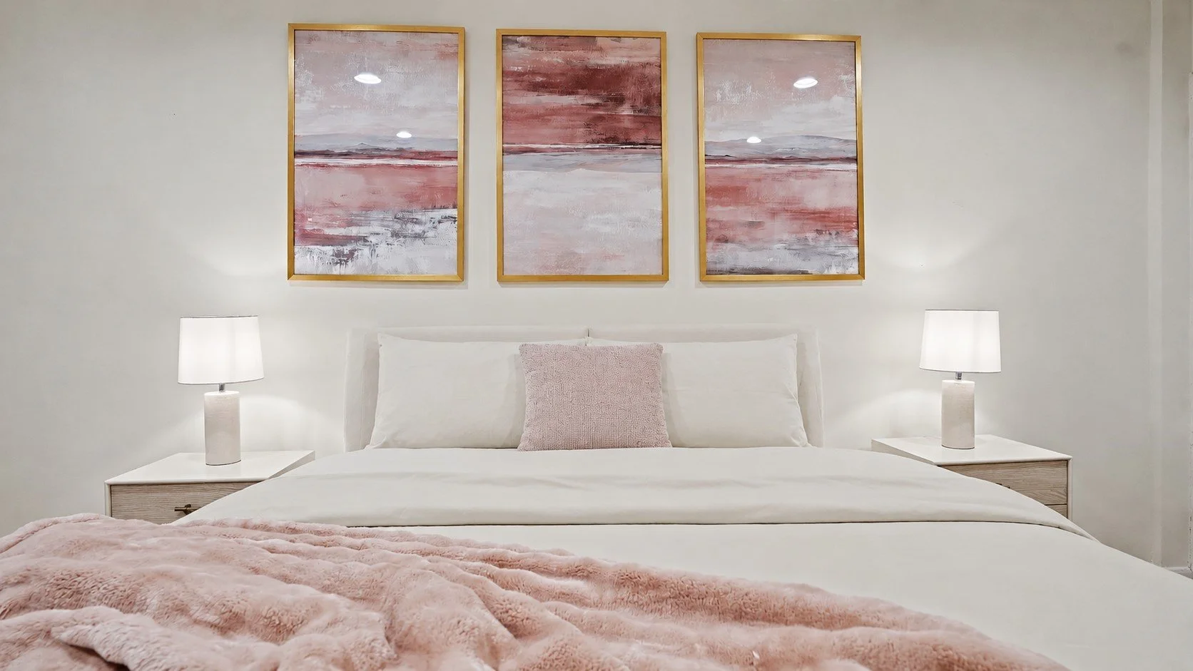 BEDROOM 1.jpeg