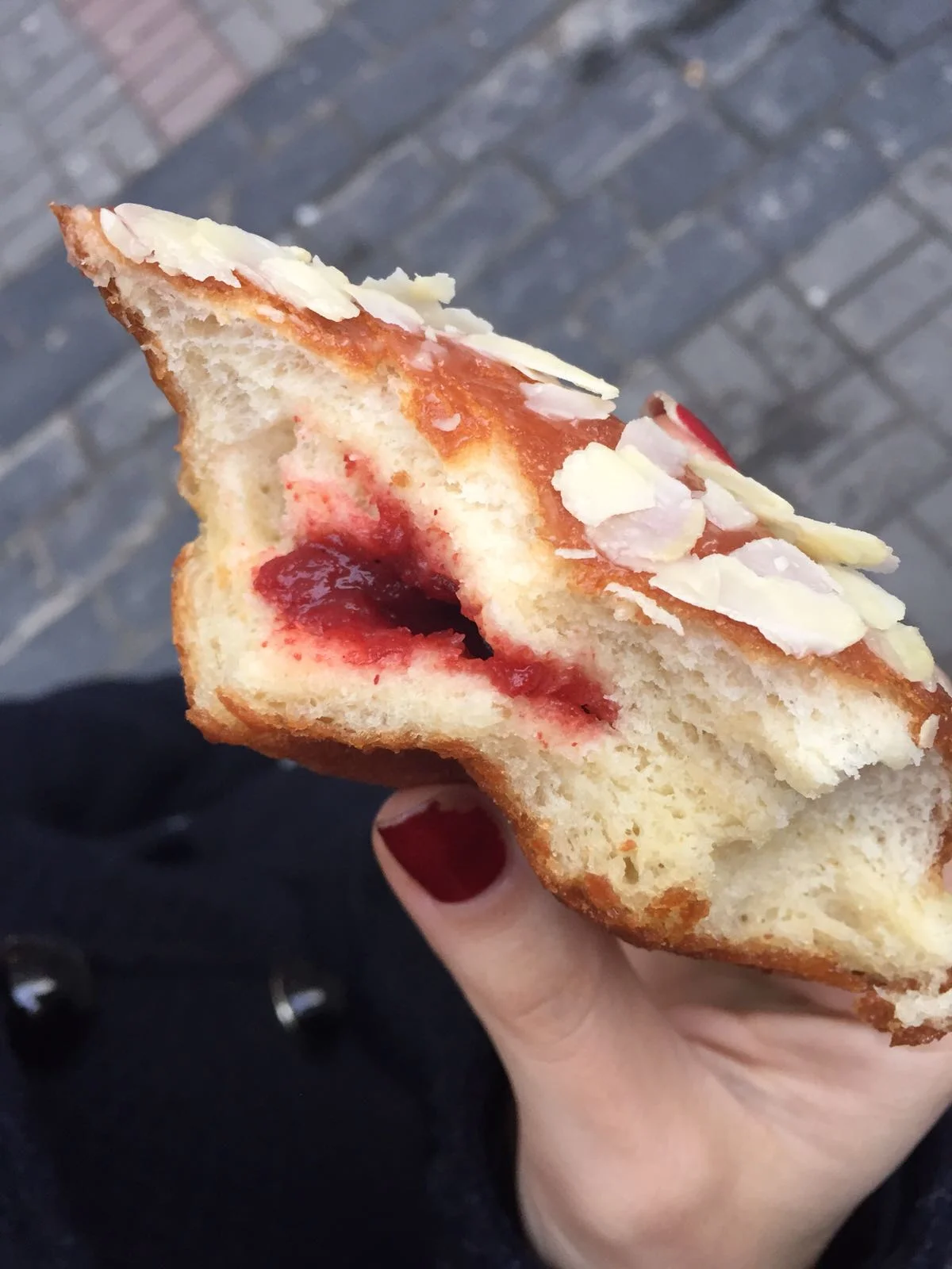 Normally, paczki come with almost any flavor you could think of, but on Tłusty Czwartek only the most traditional rose-flavor will do.