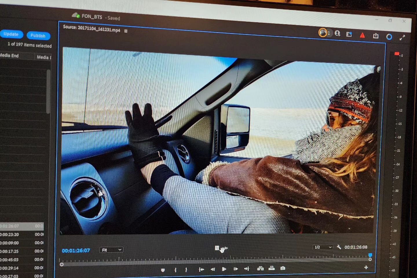 Sorting through BTS footage for @fatherofnationsfilm and came across this 💎. 

Poor Cersie (@sweetpeppers1419) was so cold she was trying to put gloves on her feet for added warmth in her boots ...needless to say, it didn't work out. 😕 BUT boy did 
