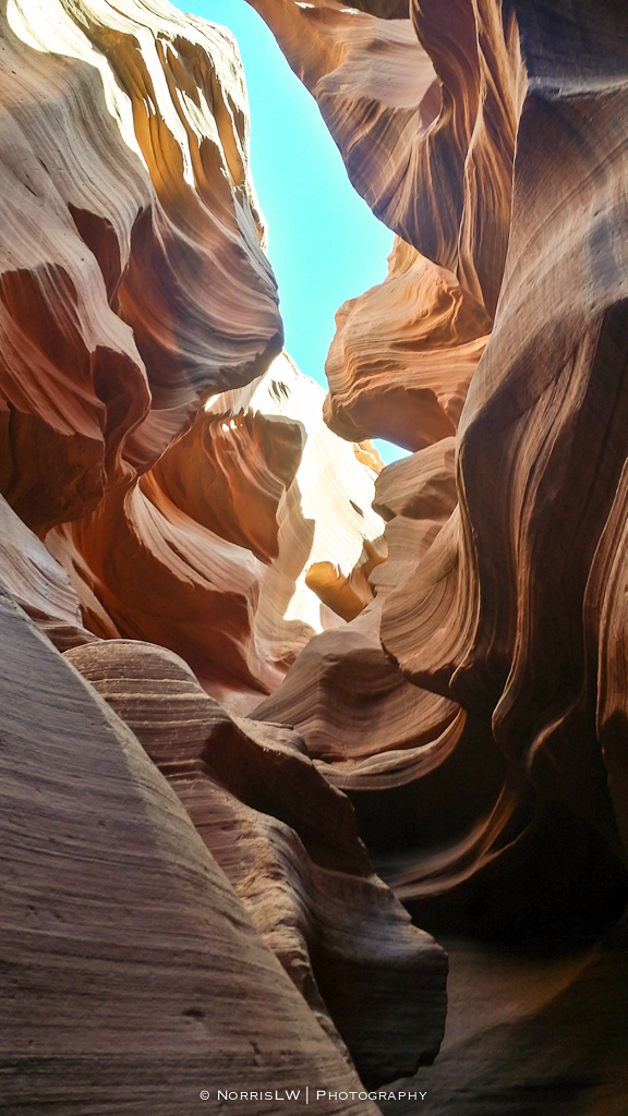 LV_Page_Arizona_Lower_Antelope_Canyon_Phone-20160214-004.jpg