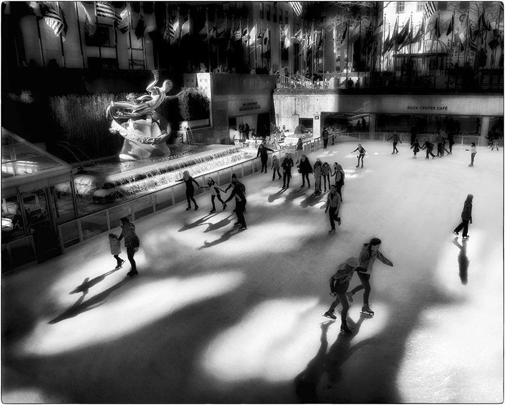 1 iceskaters wps.jpg