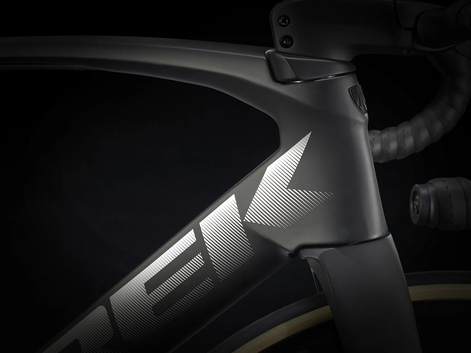 Madone SLR 9 — Trek Bikes Dubai