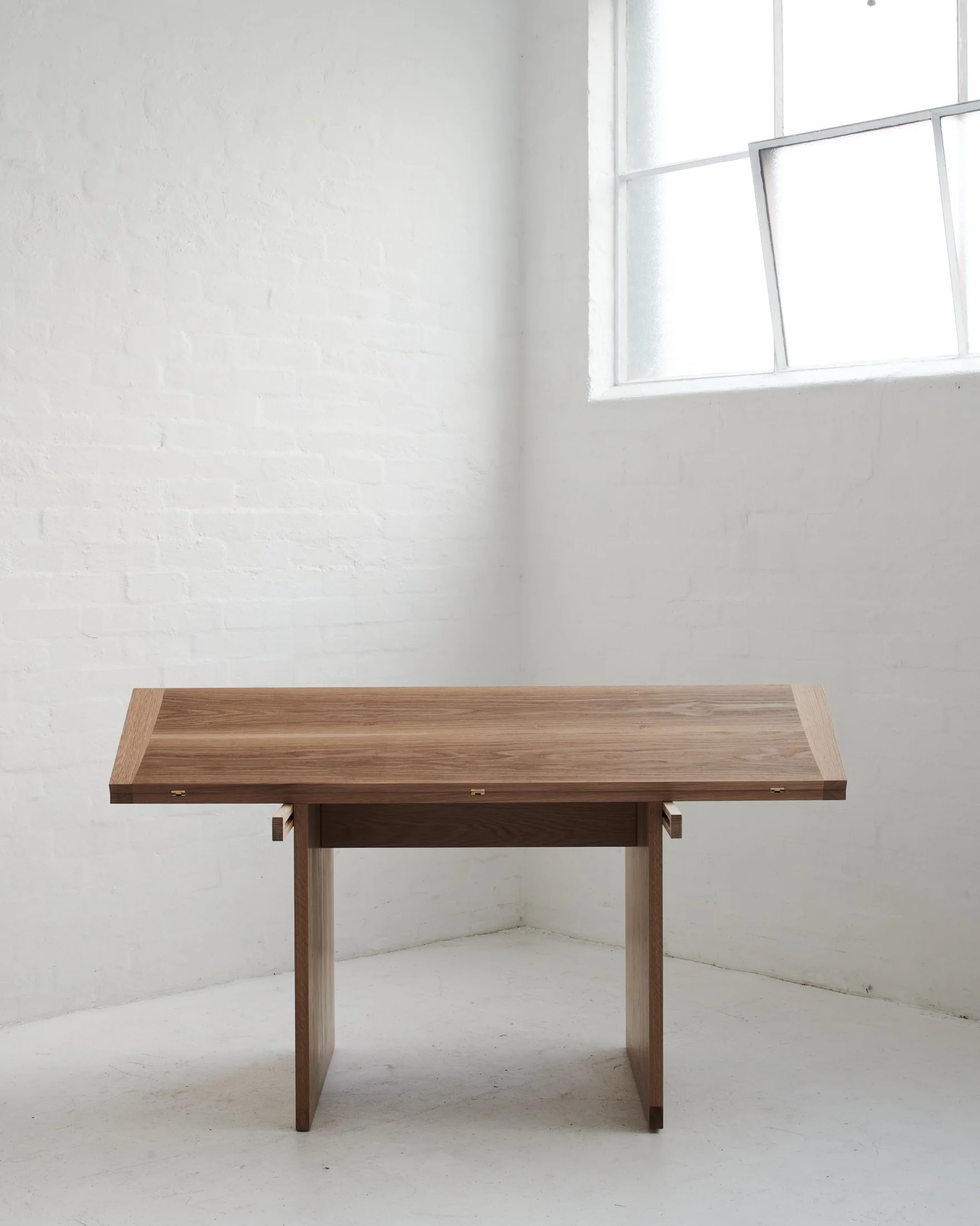 Made by Morgen SJB Table0564.jpg
