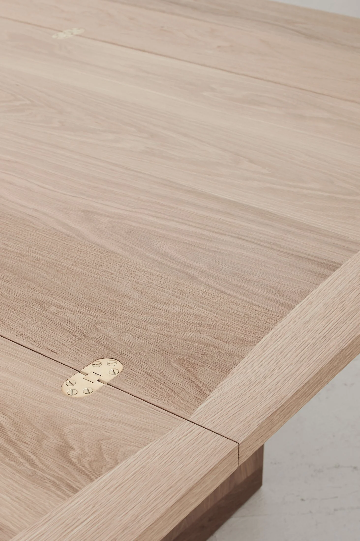 Made by Morgen SJB Table0573.jpg