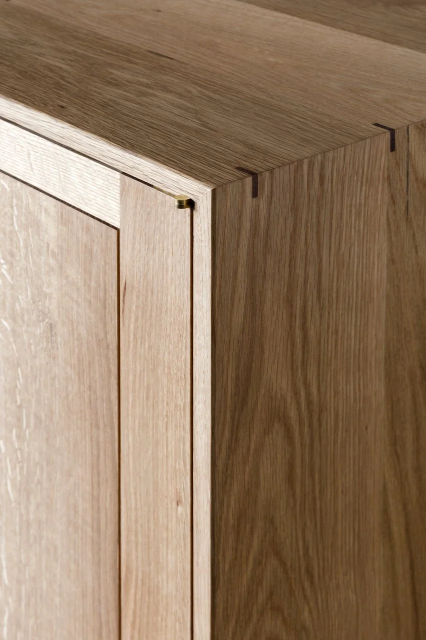 VINYL CABINET DETAIL copy.jpg