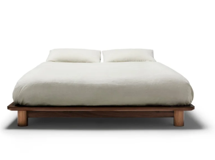 Pillar Bed